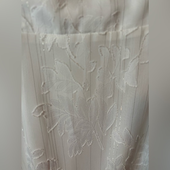 Jacquard Tie Sleeve Ivory Lulus Floral Metallic Stitched Dress-Size Medium - Picture 10 of 16